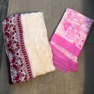Bundle of two scarves
